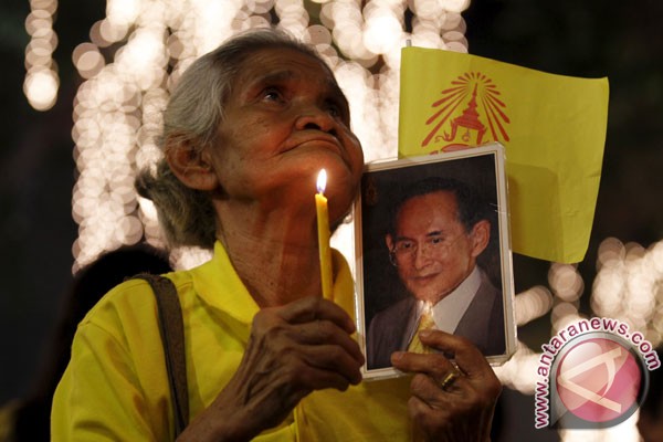 Raja Thailand dirawat akibat cairan pada otak