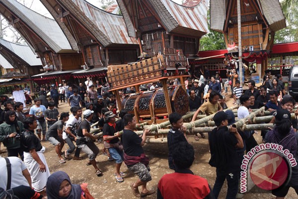 Upacara Kematian Adat Toraja - Foto ANTARA News