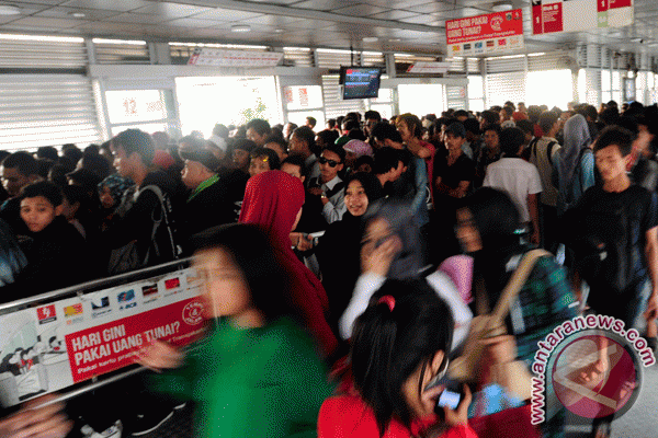Bus Transjakarta khusus wanita diluncurkan