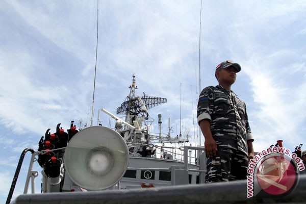 Presiden Joko Widodo gelar rapat penguatan TNI