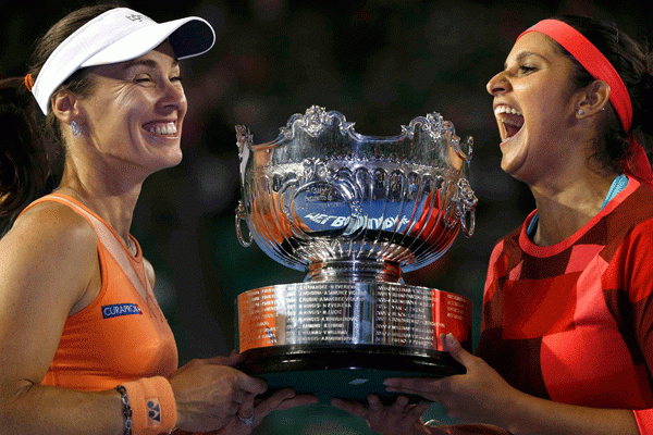 Hingis-Mirza juara ganda putri Australia Terbuka Hingis-Mirza juara ganda putri Australia Terbuka