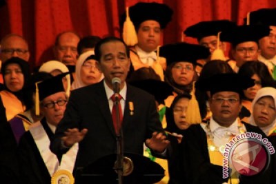 Presiden Hadiri Lustrum UNS