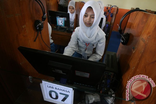 UNBK di beberapa daerah terkendala gangguan 