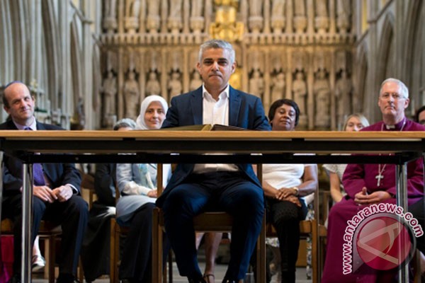 Seruan wali kota muslim pertama London di Katedral Southwark