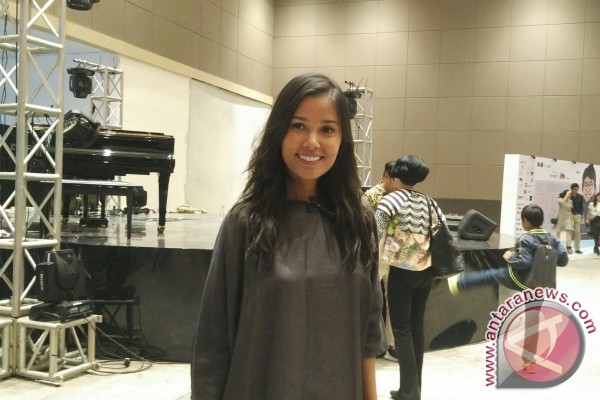 Titi Rajo Bintang kagum lihat penampilan Joey Alexander Titi Rajo Bintang kagum lihat penampilan Joey Alexander