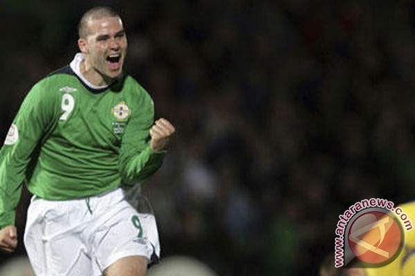 David Healy doakan Kyle Lafferty sukses di Euro 2016 David Healy doakan Kyle Lafferty sukses di Euro 2016