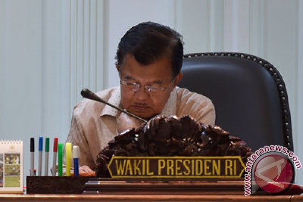 Wapres: penurunan target pertumbuhan ekonomi realistis