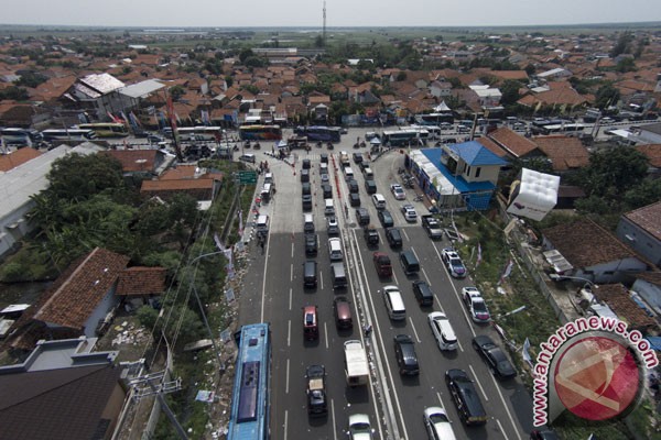 Polri anjurkan arus balik gunakan jalur selatan daripada Tol Brebes Timur-Cipali