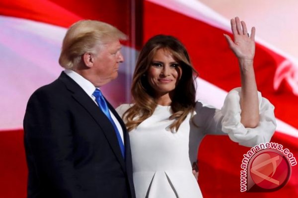 Staf Trump minta maaf soal pidato Melania Trump