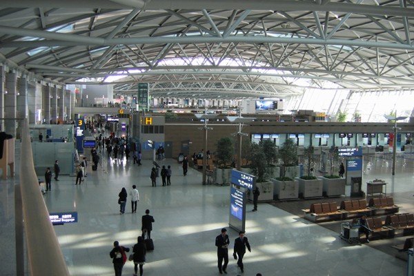 Bandara Incheon siapkan robot untuk layani turis