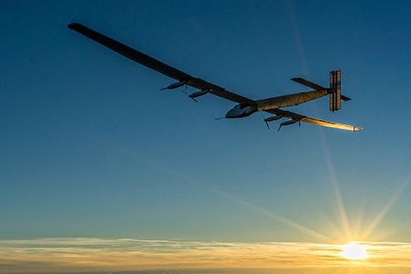 Solar Impulse 2 menuju akhir perjalanan keliling dunianya Solar Impulse 2 menuju akhir perjalanan keliling dunianya