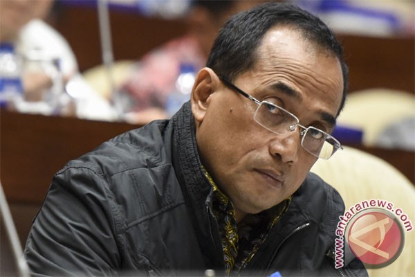 Indonesian minister calls for transportation facilities for Lebaran travelers Indonesian minister calls for transportation facilities for Lebaran travelers