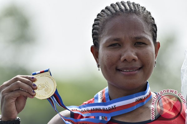 PON 2016 - Erni Sokoy kembali raih emas dayung untuk Papua