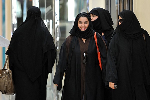 Petisi Arab Saudi tuntut hak penuh bagi perempuan