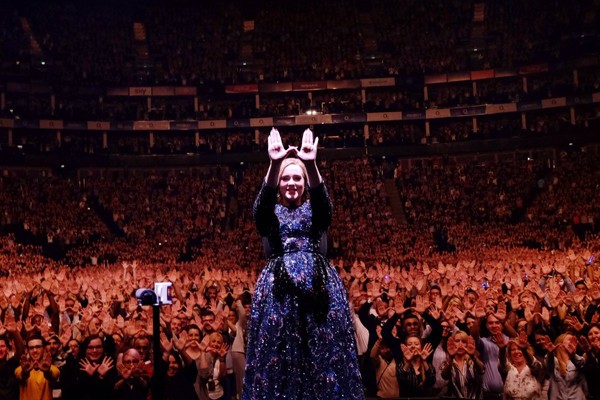 Adele tak ingin gelar tur konser lagi