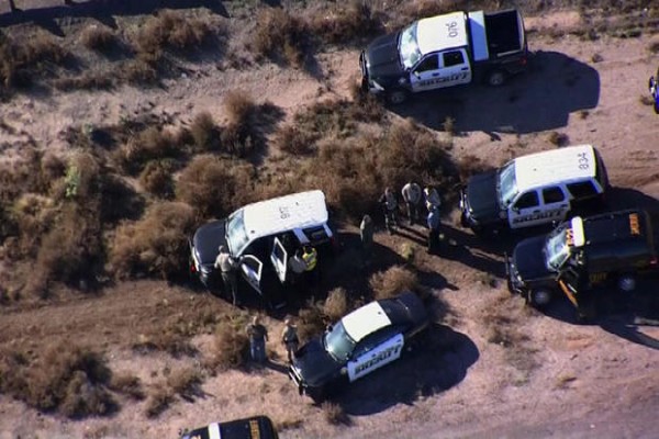Perempuan telanjang curi mobil patroli sherif di Arizona