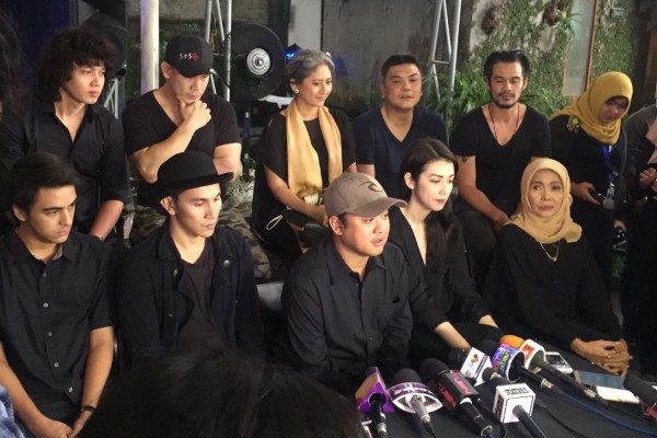 Film Chrisye Pemain | film quot chrisye quot tilkan sisi lain chrisye antara news Film Chrisye Pemain | film quot chrisye quot tilkan sisi lain chrisye antara news