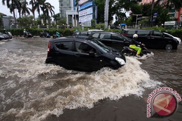 Air Force forms task force to help Jakarta`s flood victims Air Force forms task force to help Jakarta`s flood victims