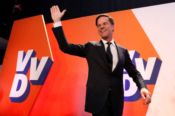 PM Belanda Rutte menuju kemenangan besar atas Wilders