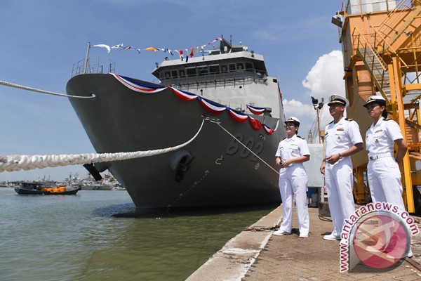 Many countries attracted to Indonesia`s military products: minister Many countries attracted to Indonesia`s military products: minister