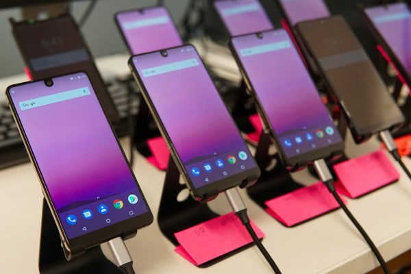 Essential Phone mendarat akhir Agustus