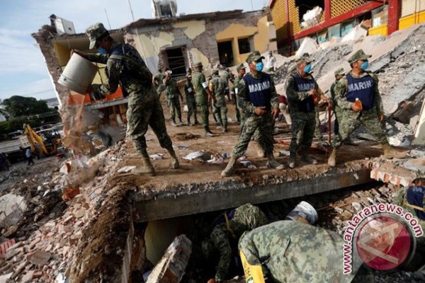 Jumlah korban jiwa akibat gempa di Meksiko jadi 90