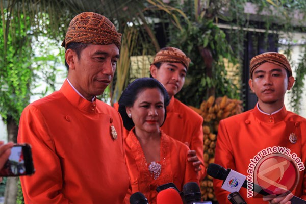 Presiden Jokowi: acara pernikahan Kahiyang-Bobby sederhana