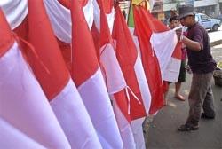 HUT RI Ke-65 Masyarakat Diminta Kibarkan Bendera Selama Lima Hari
