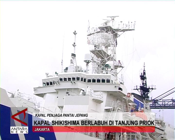 Kapal Shikishima Berlabuh di Tanjung Priok 