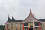Pemkab Dharmasraya gelar pasar murah jaga stabilitas harga