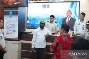 Yan Mandenas dorong pembentukan Kanwil Imigrasi di Papua Tengah
