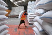 Bapanas: Harga beras masih terkendali berkat stok CBP 5,2 juta ton