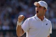 Fery ke semifinal Wimbledon setelah singkirkan Top 10