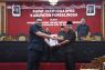 Pemkab Purbalingga serahkan Raperda Pertanggungjawaban APBD