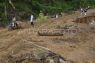 Akses kembali terputus di Batu Busuk Padang