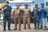 Kotabaru Regent inspects progress of 884th Infantry Battalion Saijaan