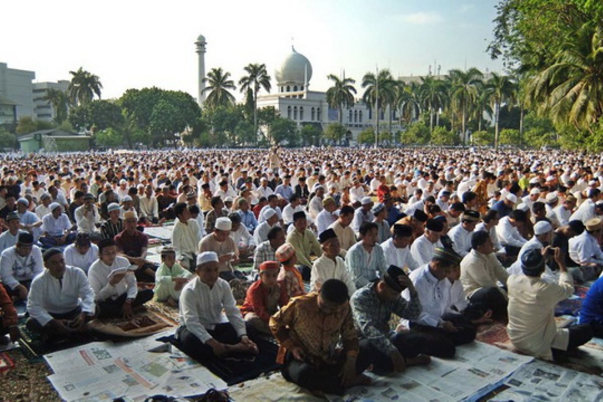 Sholat Id di Sumatera Barat pindah ke Mesjid Raya