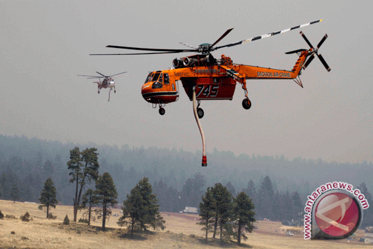 Helikopter militer Meksiko jatuh, enam orang tewas