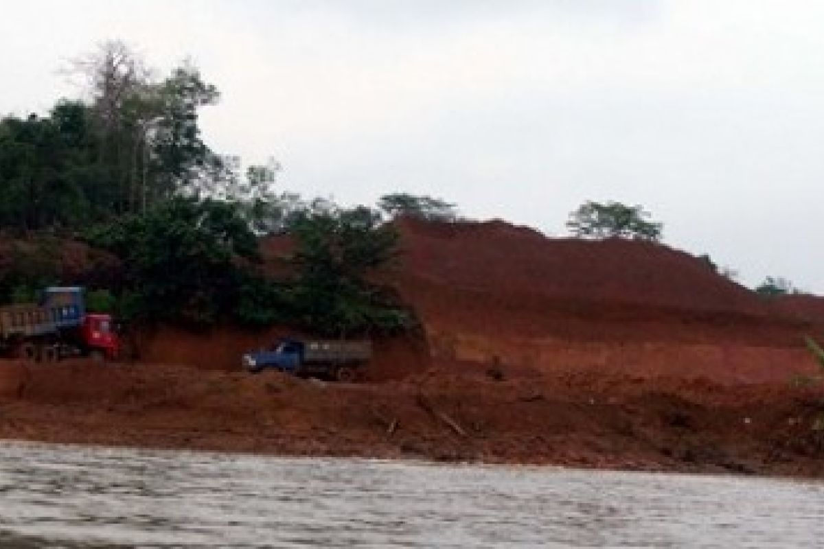 Dampak Penambangan Bauksit