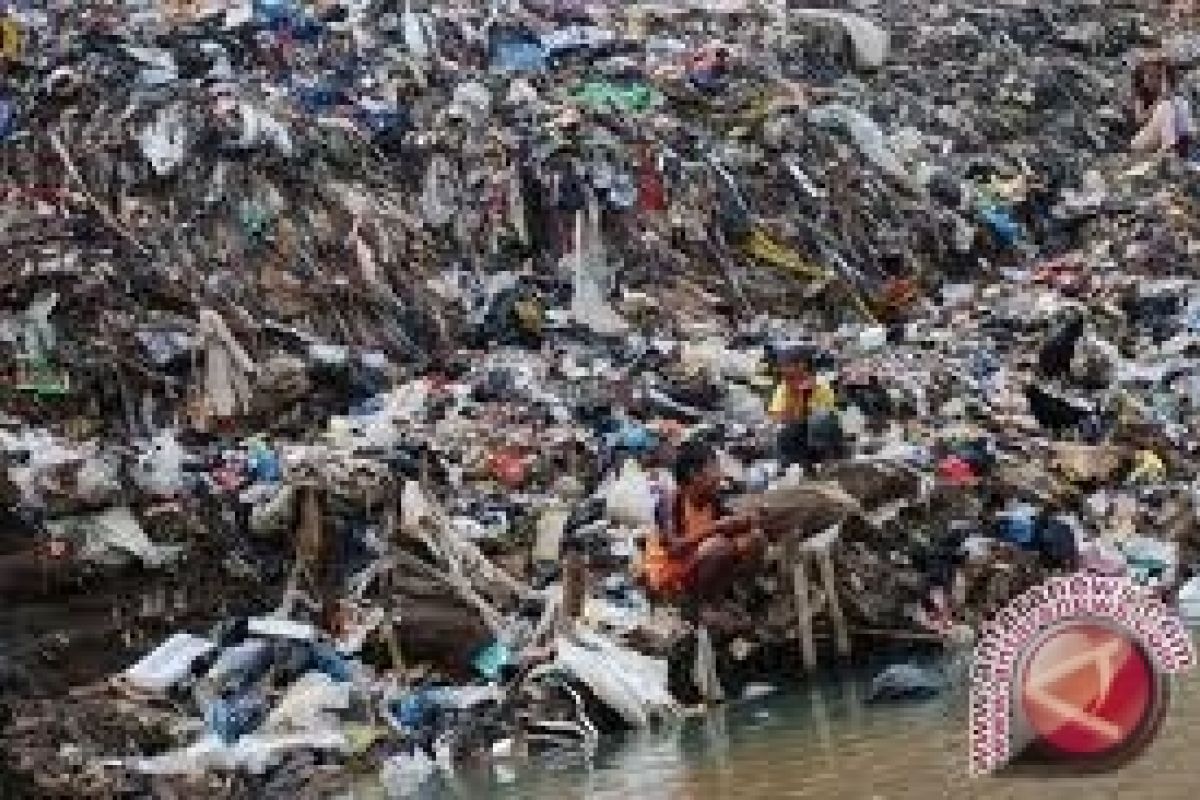 Larangan membuang sampah ke sungai diatur perda 