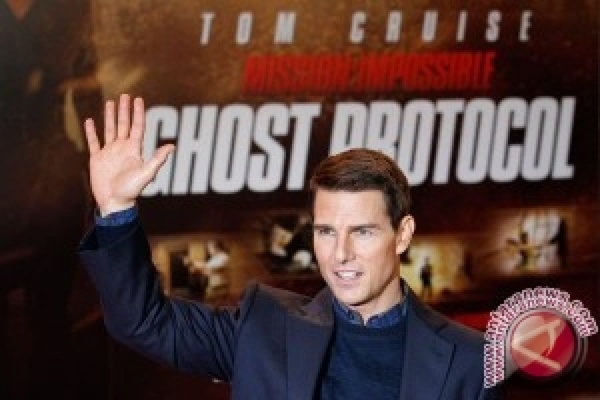 Tom Cruise Dan Katie Holmes Cerai