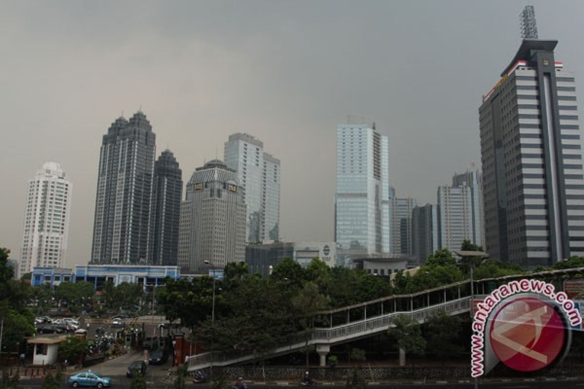 BMKG prakirakan Jaksel dan Jaktim hujan ringan Kamis siang