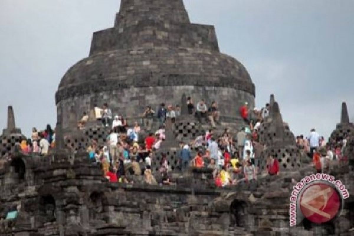 Target Pengunjung Borobudur Tak Tercapai