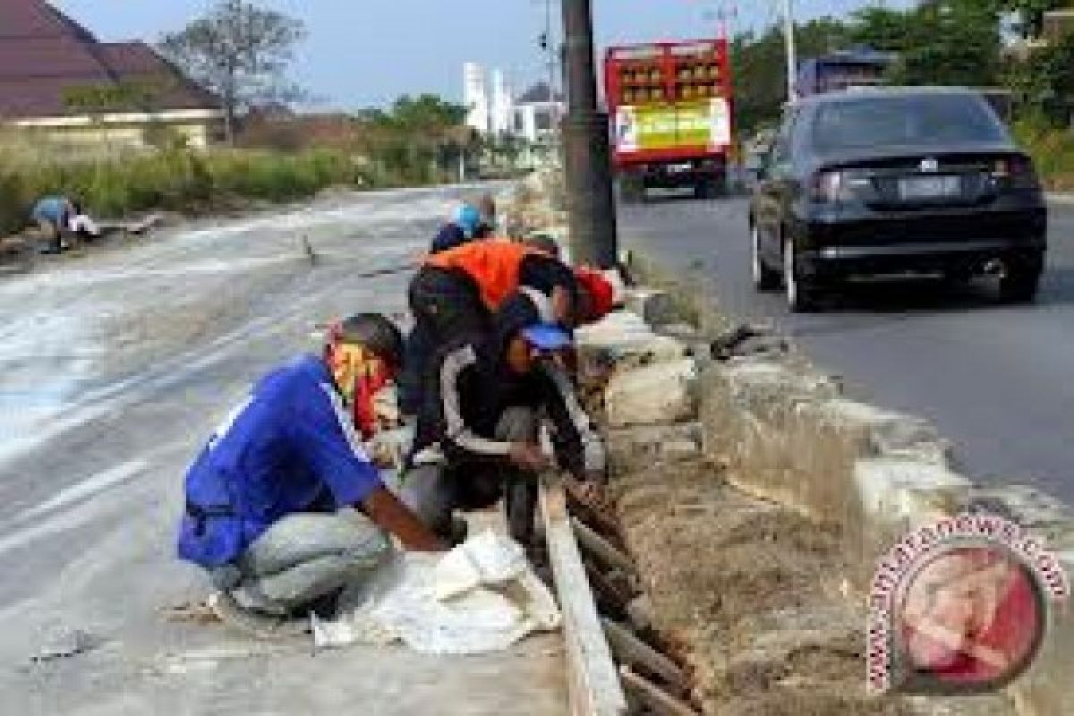 Pembetonan Jalan Kudus-Pati Baru 40 Persen