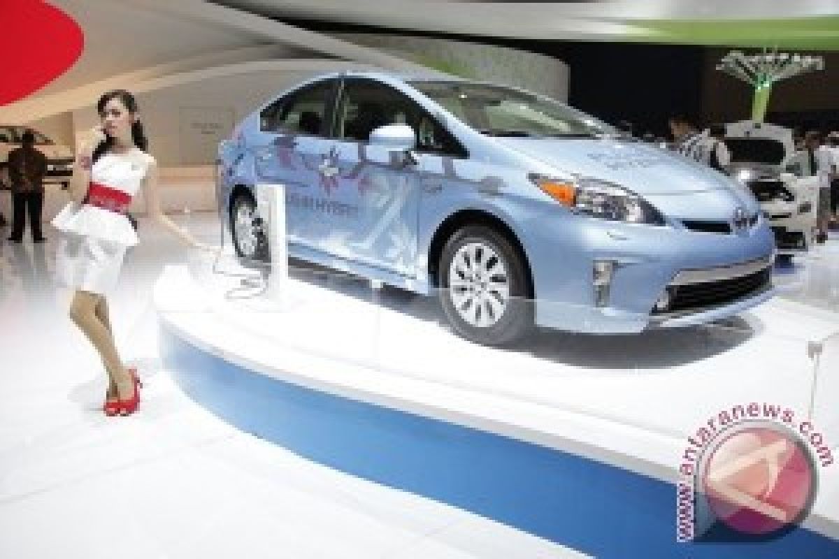 Toyota Prius-C Hybrid Bidik Kaum Muda