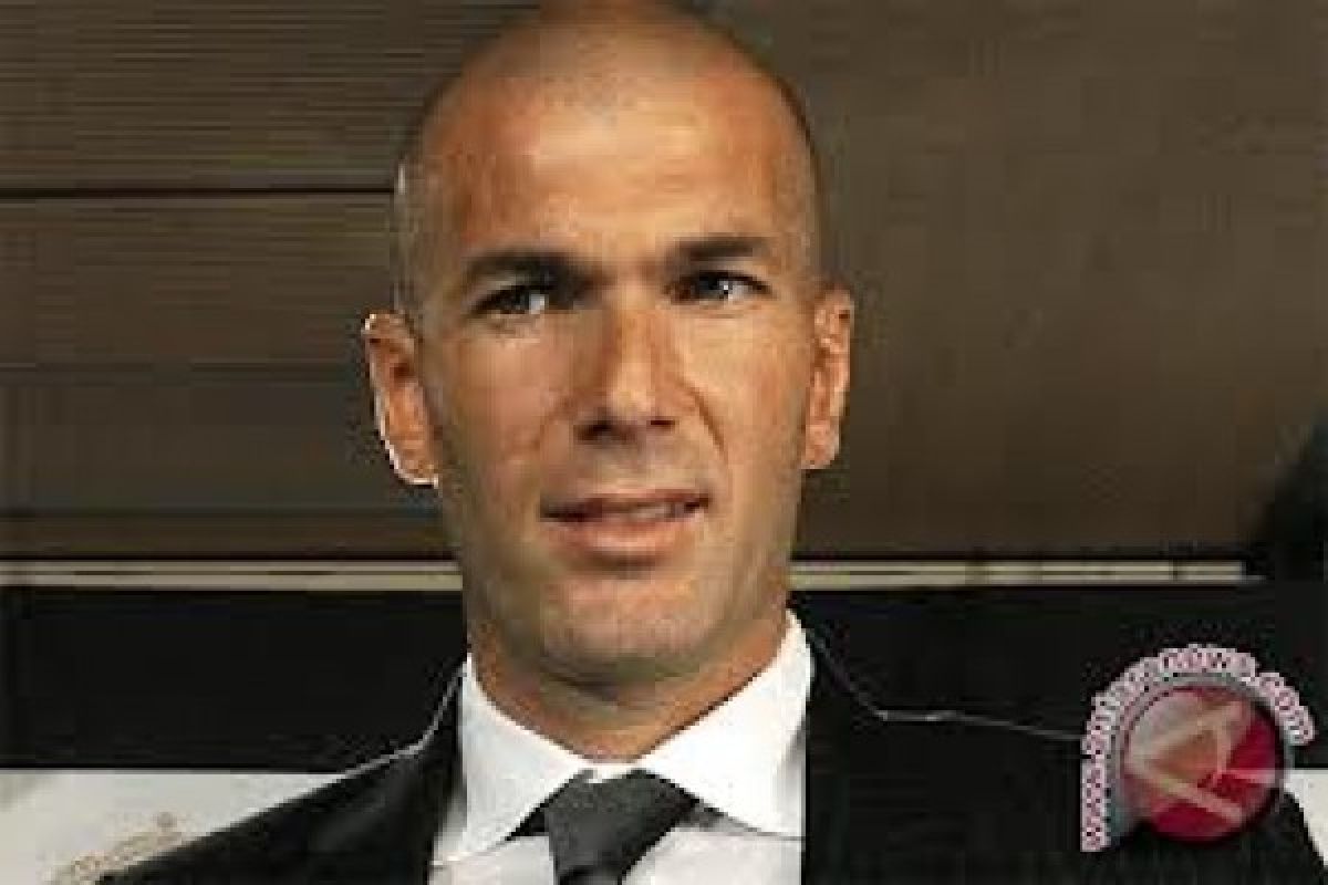 Patung Zidane Menanduk Materazzi Dipajang di Paris