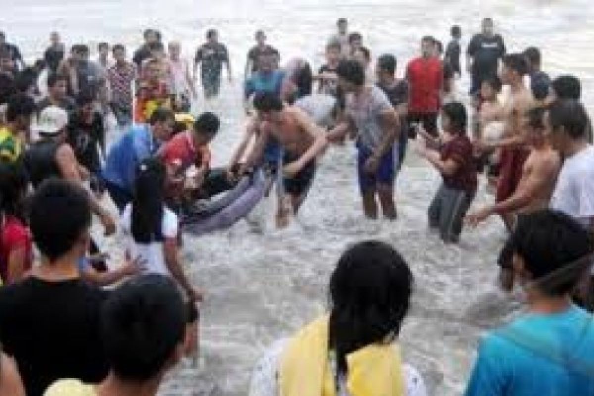 Seorang Pengunjung Pantai Bandengan Jepara Ditemukan Meninggal