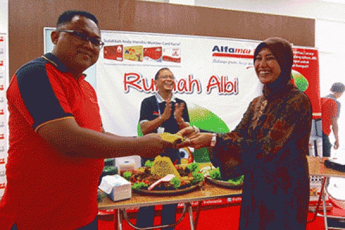 Alfamart Targetkan Tambah Tujuh "Rumah Albi"