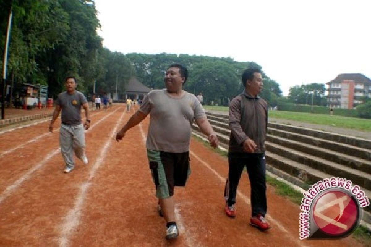 145 Polisi Gendut Mulai Langsing