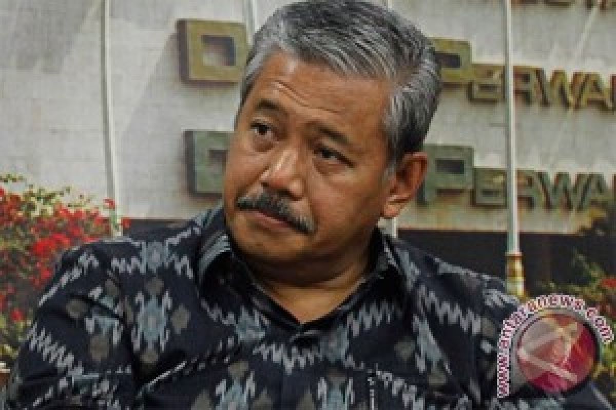 Hayono Minta Anas Kesatria Soal Century